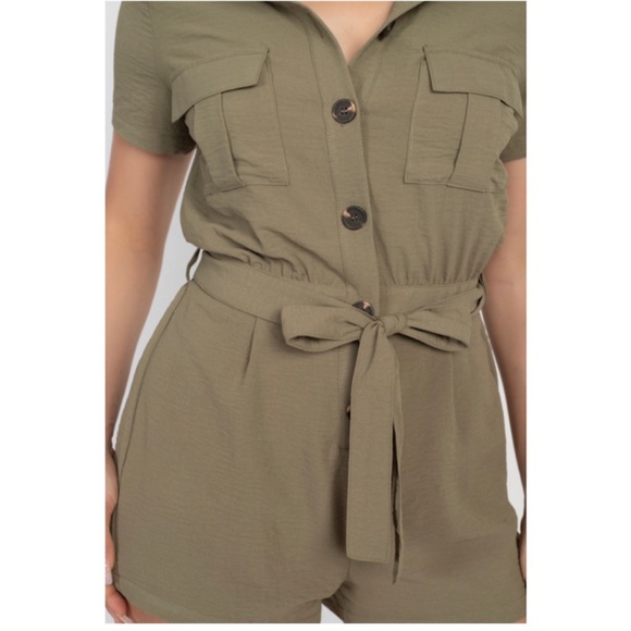 Button down front romper - Picture 3 of 4